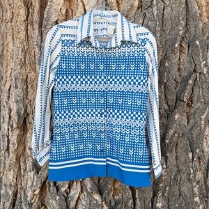 Vintage blouse button down Blue and White Patterned